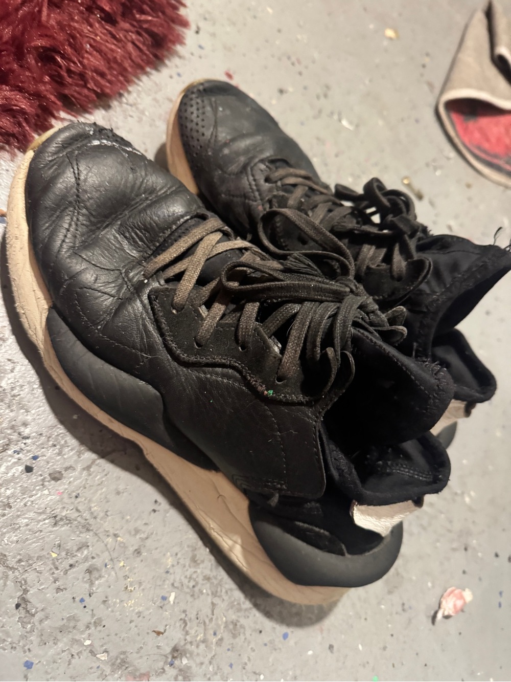 Men's Black Athletic Sneakers with lol o m Cream Sole - Picture 3 of 6